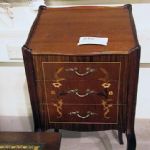 146 4367 CHEST OF DRAWERS